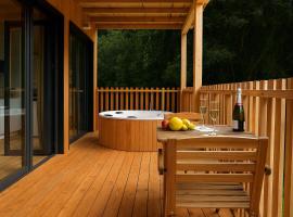 Cabañas Compostela - Cabaña A Fervenza、サンティアゴ・デ・コンポステーラのキャンプ場