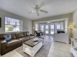 Ocean Breeze Beach Bungalow - 2bedroom 2bath
