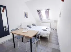 R2 Letná Rooftop Retreat Prague