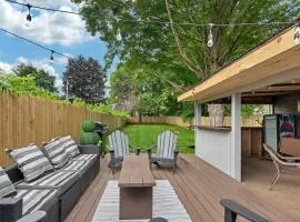 Charming Family Saratoga Home Walk to Track & Downtown