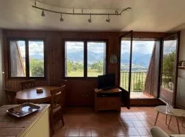 AppartCosy avec vue sur la Montagne