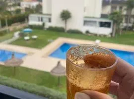 Appartement familial avec piscine à 900m de la mer Résidence calme