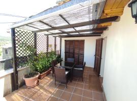 Vila Mont Rebei, chal&eacute; alpino em Tolva