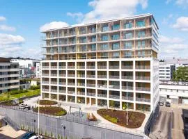 City 1bedroom with nice terace 100mb Wi-fi 3min from Train station