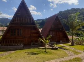 Recanto sol maior - Chalé Jasmin, hotel en Sapucaí-Mirim