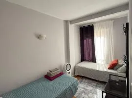 Cosy and Secure Room Marbella Center