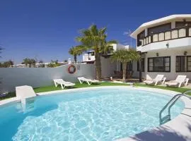 Charming Lanzarote Villa Casa Tingu 3 Bedrooms Heated Private Pool Centre Of Resort Puerto Del Carmen