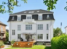 Exclusive apartment with private terrace