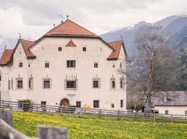 Ansitz Heufler by Norbert Niederkofler, hotel a Rasun di Sopra
