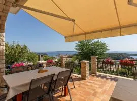 Beautiful Apartment In Palit With Wifi