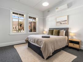 Incredible Location 2 Bed CBD Dream, hotel u gradu 'Orange'