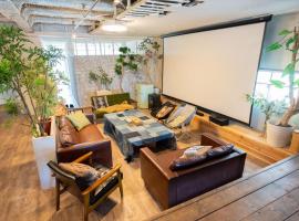 CREA BASE -Indoor Glamping Retreat-, glamping en Tokio