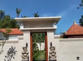 Villa Jepun Temukus