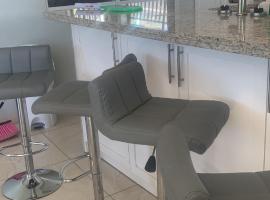 LuxCity Apartment, ξενοδοχείο στο Σάντο Ντομίνγκο