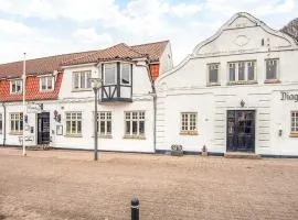Romantic 2 person holiday home in Give