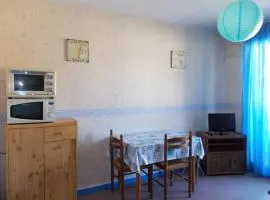 Studio lumineux pour 2 personnes avec balcon et WiFi gratuit, proche du Lac de l'Uby - FR-1-841-5