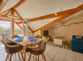 Spacieux T2bis avec Balcon - Wifi et Animaux acceptés - FR-1-841-51, hotel in Barbotan-les-Thermes