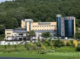 Mungang Hot Springs Hotel