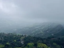 Aakaar Valley,Mahabaleshwar