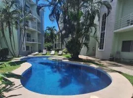 Cozy apartment walking distance Tamarindo Beach