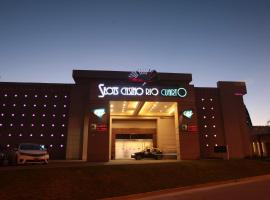 Howard Johnson Rio Cuarto Hotel y Casino, hotelli Río Cuartossa