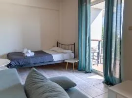 Elia mini suite 1