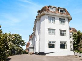 Belvilla Russel Court Hotel Bournemouth Central, hotel in Bournemouth