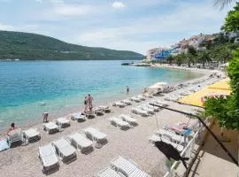 AGAVA Hotel