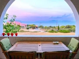 Spacious holiday house with seaview and garden