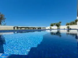 Adria Resort SEAFRONT Family Villa B Private Pool