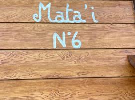 Bungalow 6 'Mata'i', hotel v destinaci Parea