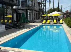 Blue Horizon Apartments