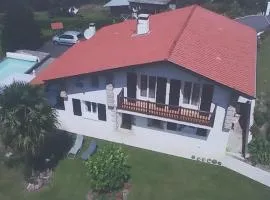La Casita de Rose au calme proche plage d'Hendaye - 26 m2 Bien équipé Parking privé Jardin