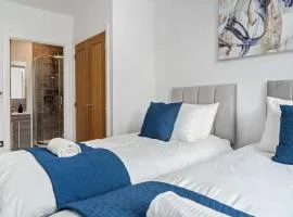 The Sapphire Suite - 2BR 2Bath City Centre