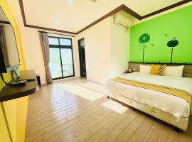 新館祂你我, hotel a Jian