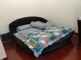 Master Bedroom Villa Damansara near IOI Damansara Mall