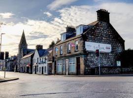 OYO Eastbank Hotel, Speyside Scotland, hotel v destinaci Rothes
