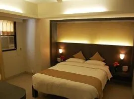 Hotel DhanGuru