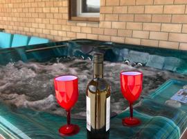 Cherry Holiday House, vila v destinaci Khandria