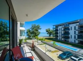 MyFlat Wave Botanic Apartment