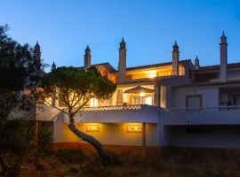 Pine Cliffs by Check-in Portugal