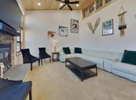 Spacious 3 BR Condo with Loft