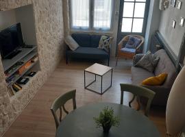 Le sourire de Mona Lisa 2 étoiles 100m du château, hotel v destinaci Amboise