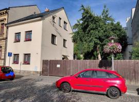 Apartmán na Trávnicích, hotel in Turnov
