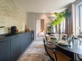 Apartment 2 Bedrooms & Terrace - Fully Air-Conditioned - King Size Beds