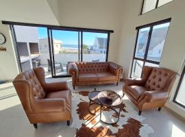 Seaview Luxury loft apartment, hotel de lux din Swakopmund