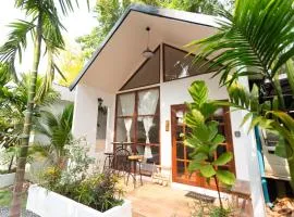 The Little Hut