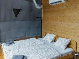 Glamping Prague Louka, camping de luxo em Praga