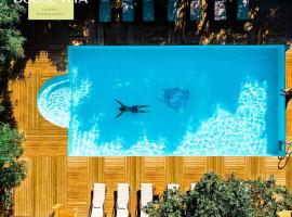 Dolce Vita Luxury Bungalows