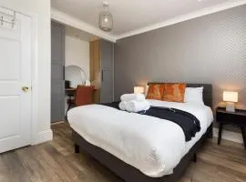 Stylish 1-BR Flat at Town Centre